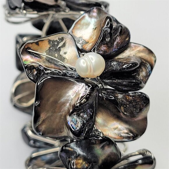 Grey Cuff Bracelet Freshwater Pearl and Mother Of Pearl Bangle NEW - Picture 4 of 16
